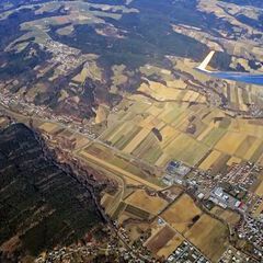 Flugwegposition um 13:03:47: Aufgenommen in der Nähe von Gemeinde Pinkafeld, Pinkafeld, Österreich in 2073 Meter